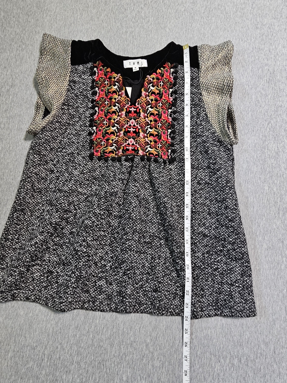 THML Top NWT Womens Floral Embroidered Mixed Media M Boho Tunic - Picture 9 of 10